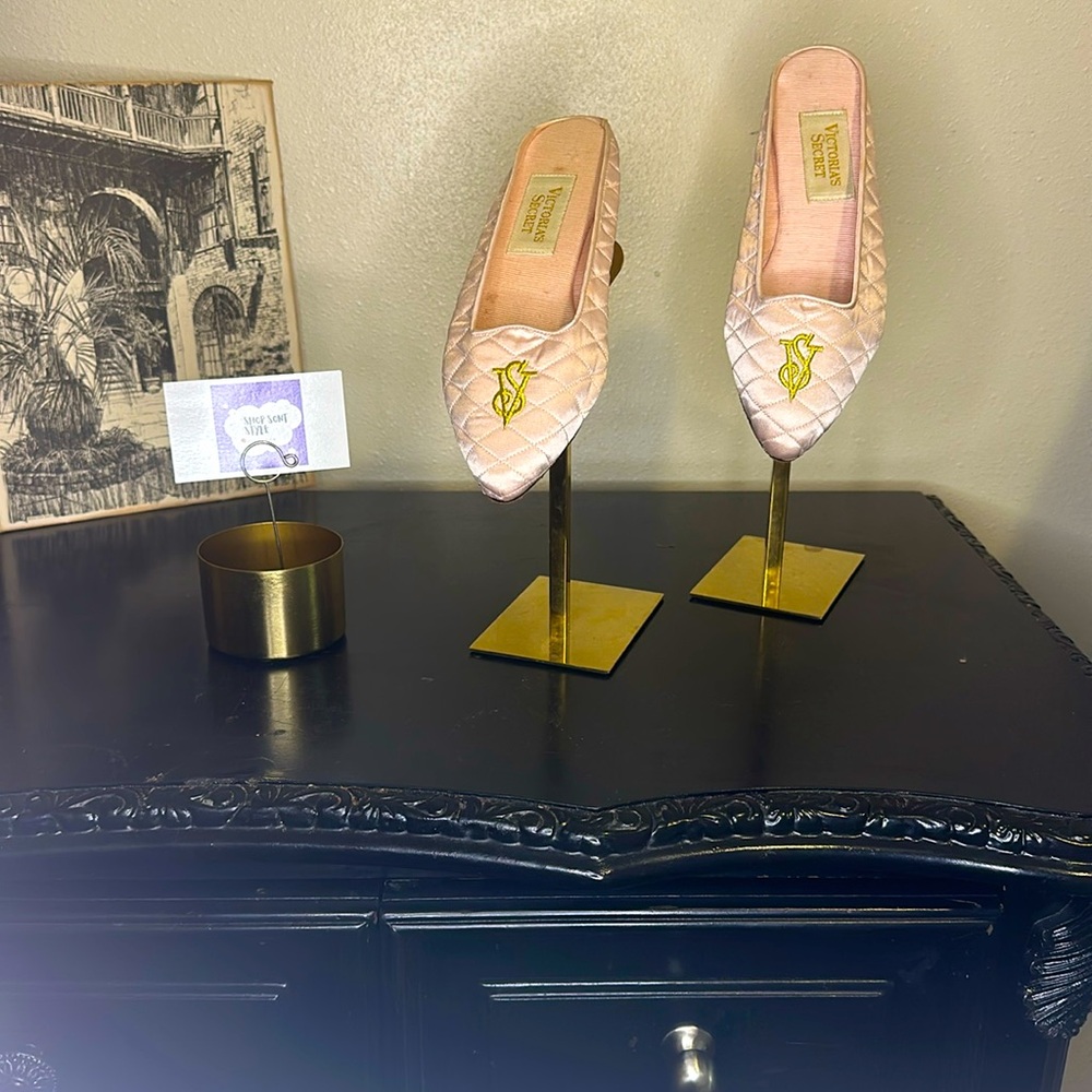 Pink 💕Victoria Secret Slippers 🥿 Vintage